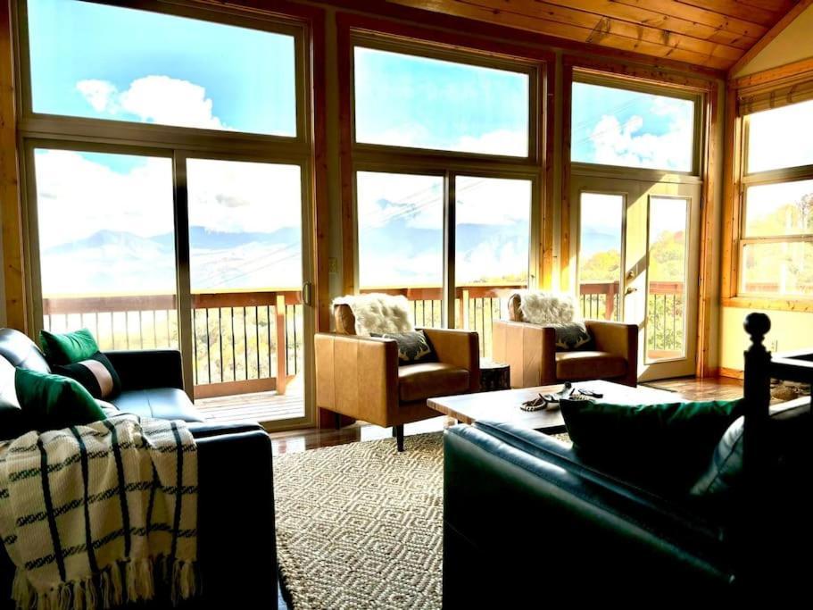 Bearly Gorgeous - Panoramic Views-4 King Suites-Pool Table- Bunk Rm-Ps5-Hottub Gatlinburg Exteriér fotografie