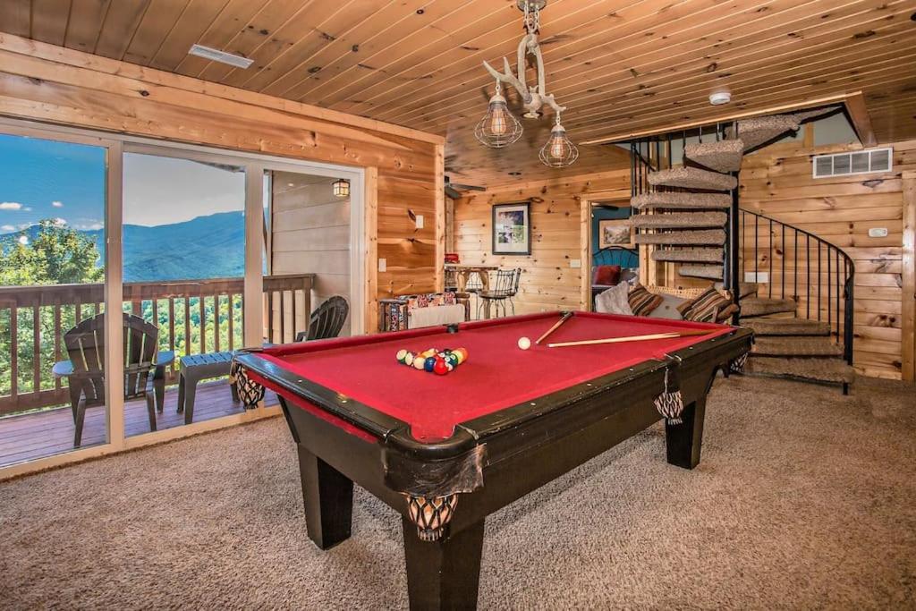 Bearly Gorgeous - Panoramic Views-4 King Suites-Pool Table- Bunk Rm-Ps5-Hottub Gatlinburg Exteriér fotografie